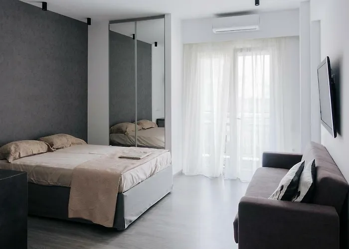 Nest Apartment